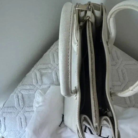 Furla Tote Crossbody - Picture 7 of 9